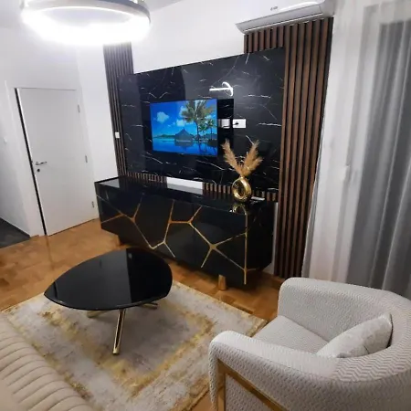 Appartement Zlatni San 1 *